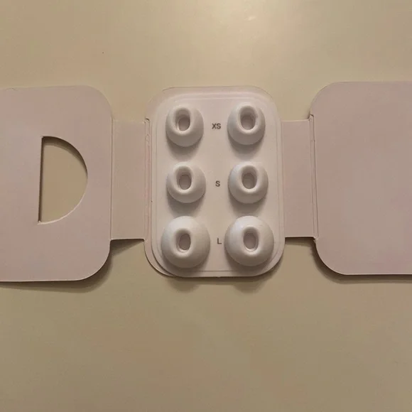 Apple White AirPods Pro 2 with Charging case